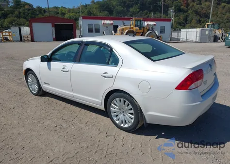 2010 Mercury Milan Hybrid from USA, damaged, VIN 3MEDM0L31AR660365